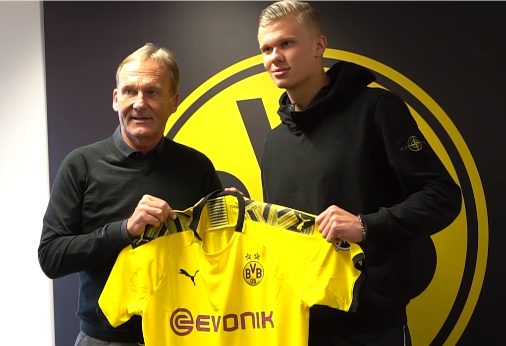 14场0球！全队最低分！皇马1.5亿巨星已59天没进球 向对手竖3手指