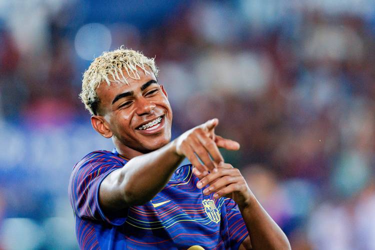 图片报：特狮12月中旬复出，巴萨准备在冬窗接受租借协议（德媒称特尔施特根预计12月中旬回归，巴萨冬窗或接受租借方案）