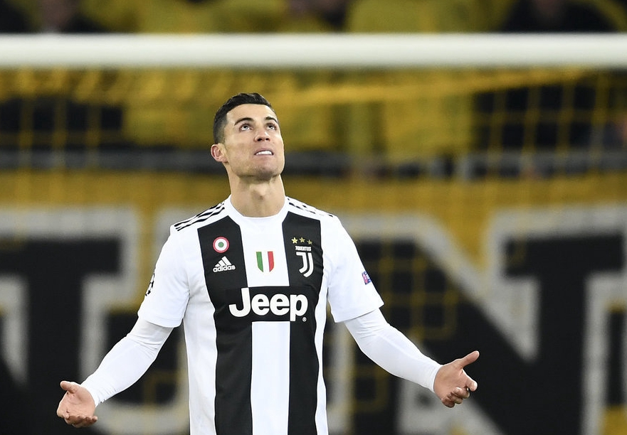 英媒：拜仁、尤文和巴黎有意免签科纳特，球员对各种选择持开放态度