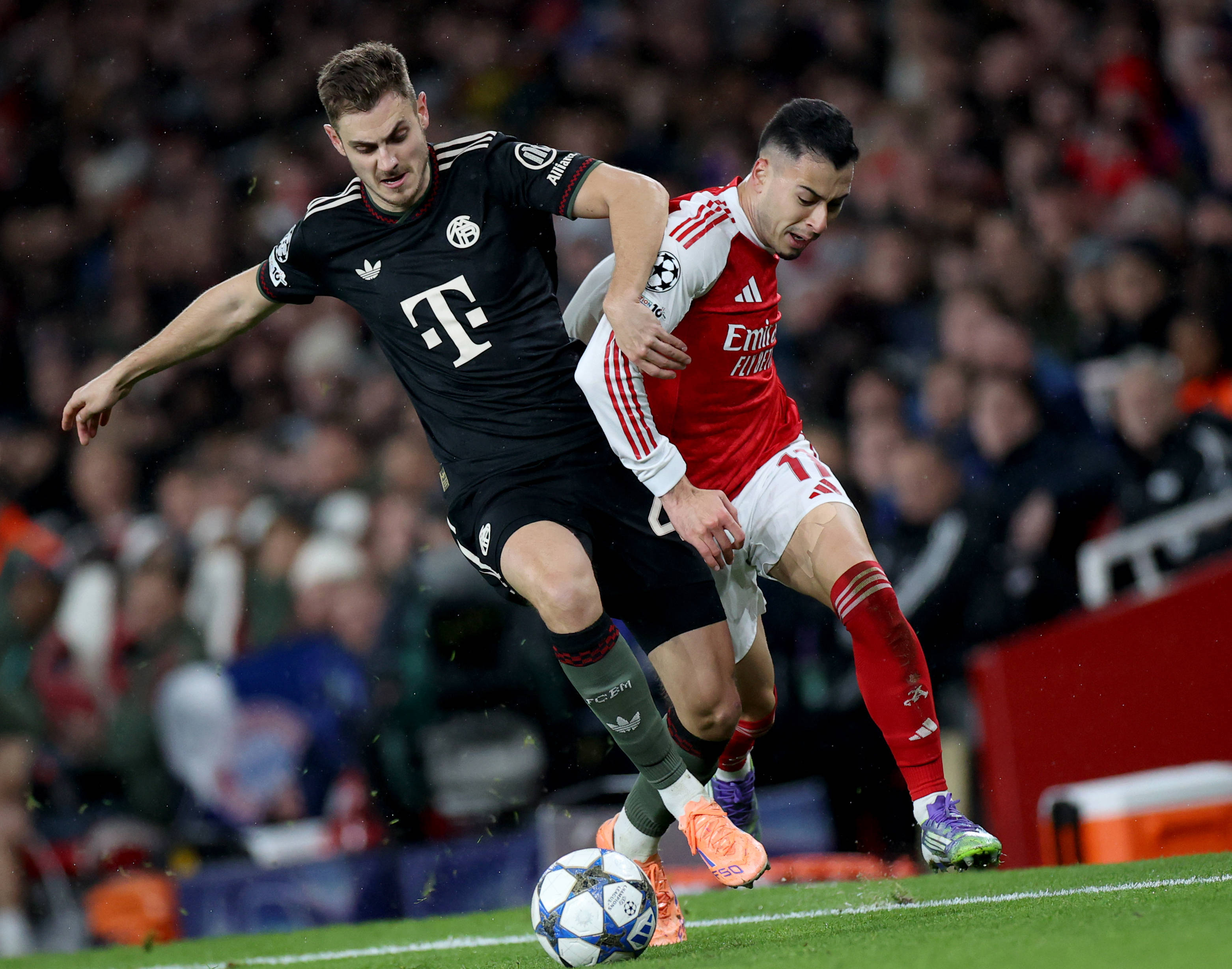 广岛三箭3-1柏太阳神夺冠，热尔曼-良、东俊希建功