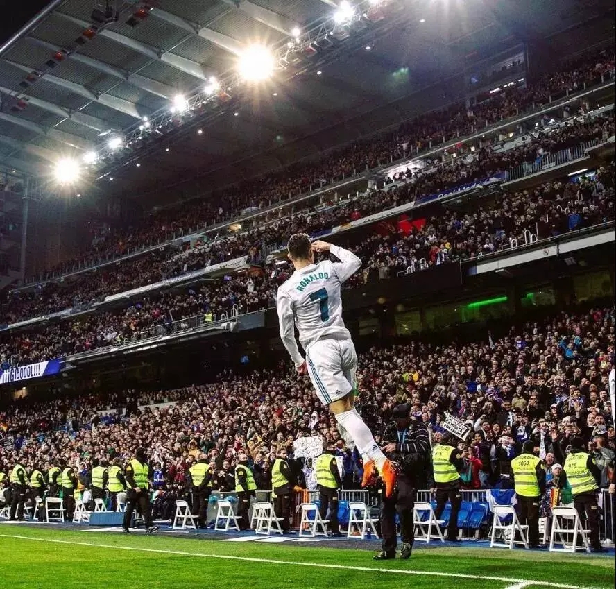 莱奥核磁检测排除肌肉损伤，将治疗炎症力争出战超级杯