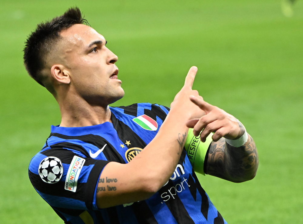 美因茨后卫科尔德甲生涯第9次染红，成德甲历史染红最多球员（美因茨后卫科尔德甲生涯第9张红牌，升至联赛历史染红第一人）