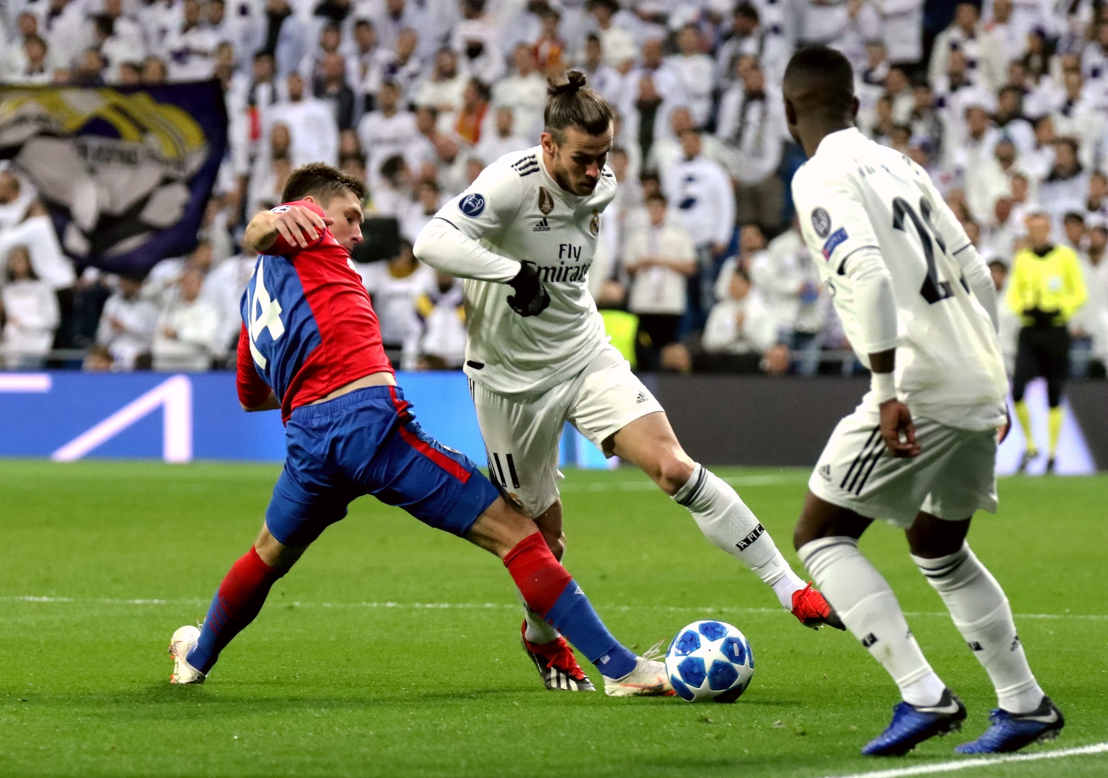 凯尔特人vs湖人前瞻：詹姆斯期待状态回暖，湖人冲击两连胜