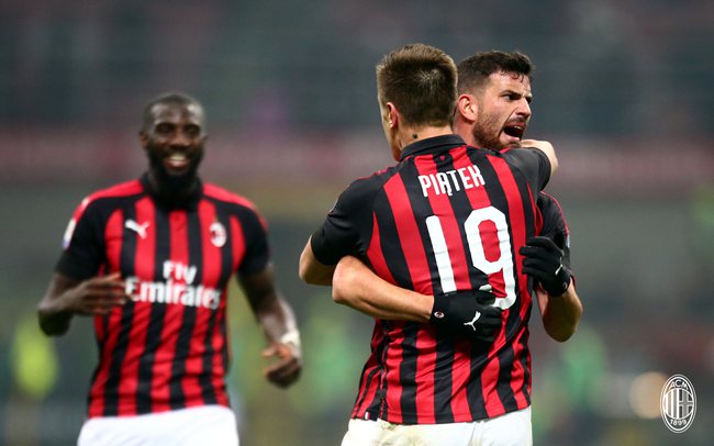 国脚连续两场关键进球