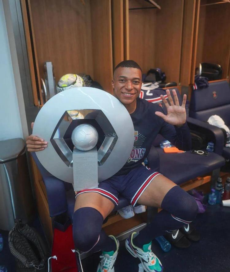 国籍争议真相大白仅1年，22岁谷爱凌近况曝光，全红婵真没说错