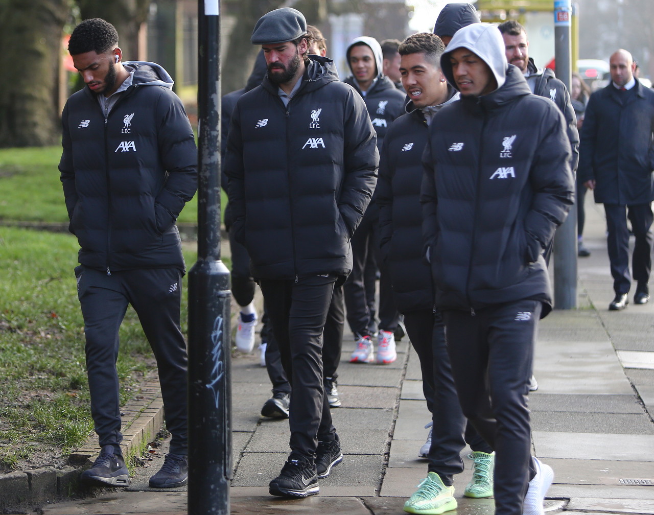 目标16：巴萨如何避免欧冠附加赛命运？